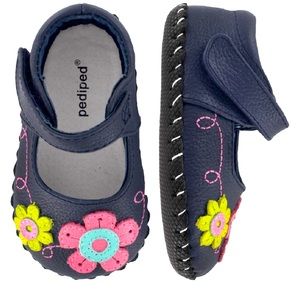 Pediped shoes, Sadie Navy size 4-4.5